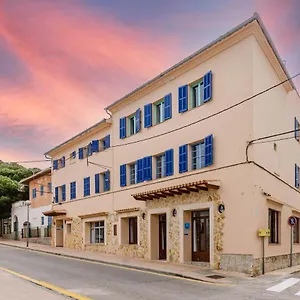 https://hostal-marina-cala-ratjada-mallorca.balearic-islands.net